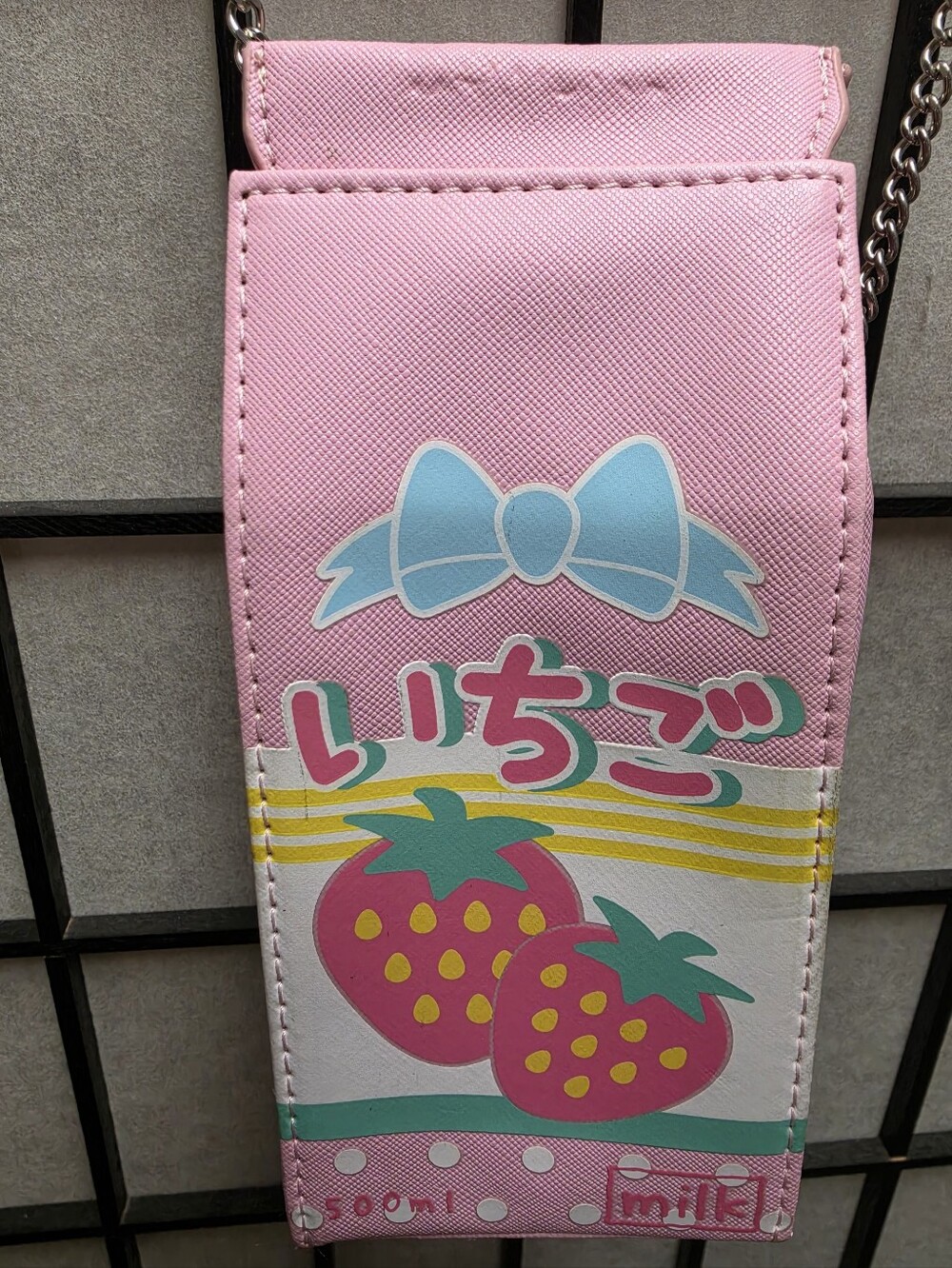 🍓 Strawberry Milk Carton Small Crossbody Bioworld Bag